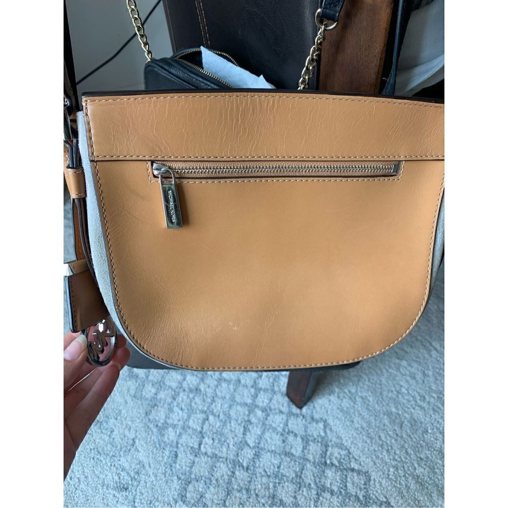 Michael Kors suede messenger bag gray leather classy - Picture 7 of 8